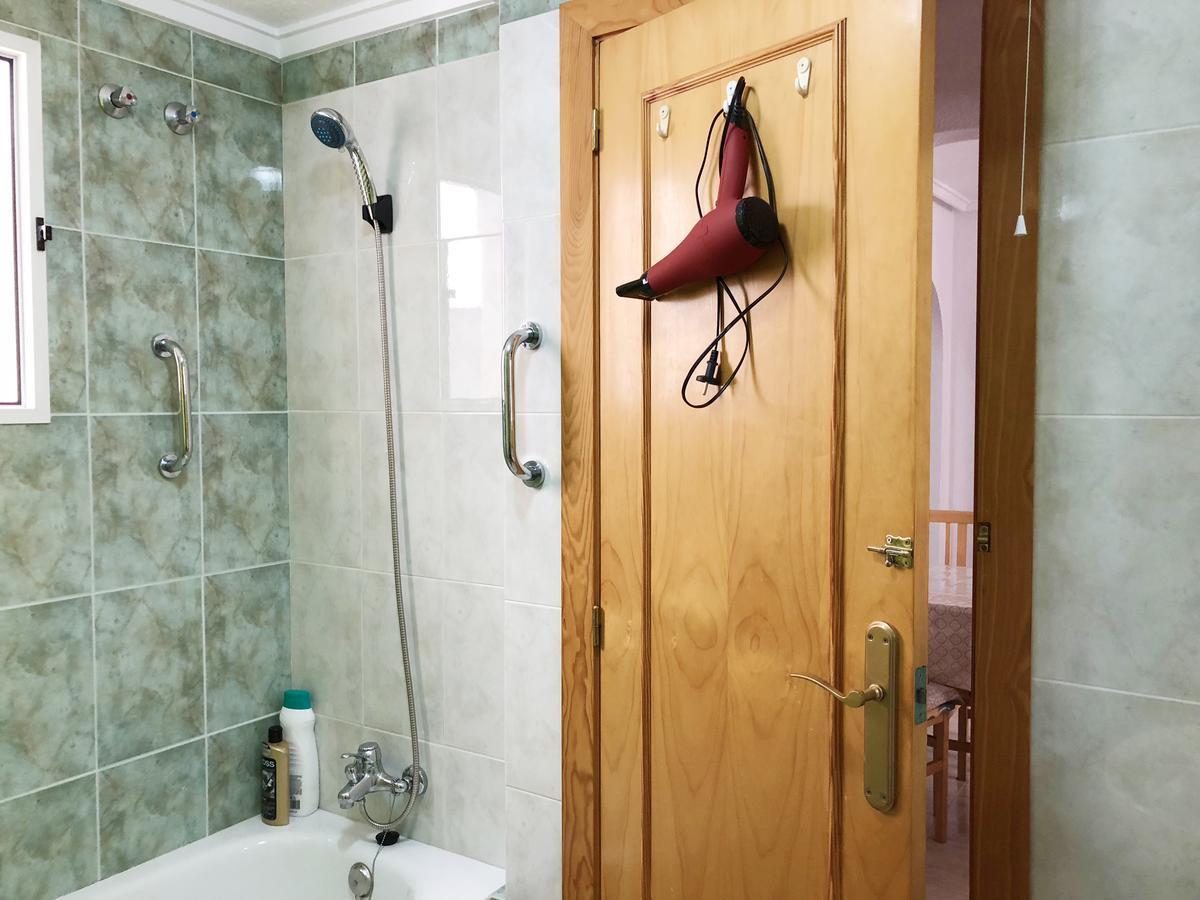 Apartamento Laloma 72 ตอร์เรเวียคา ภายนอก รูปภาพ
